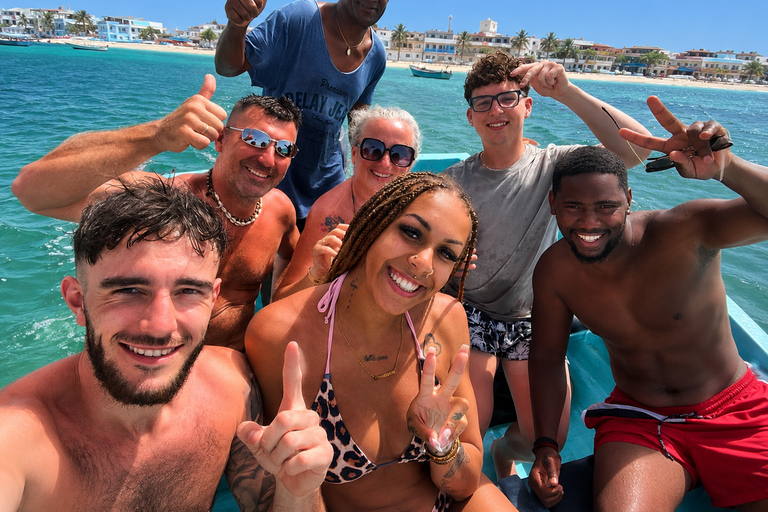 Boa Vista: Snorkeling Tour to 2 Reefs on Djeu Island Group Tour - Uninhabited island snorkel