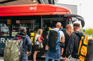Amsterdam: Transfer aeroportuale in autobus da/per il centro città