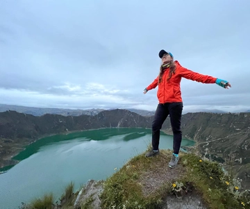 Quilotoa Lagoon: Full-Day Tour from Quito
