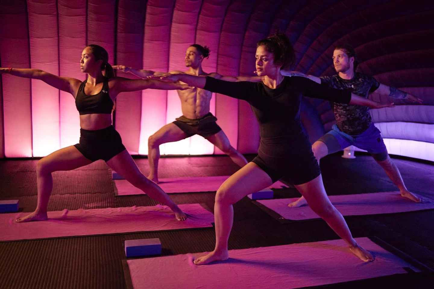 Porto: Private Hot Yoga Birthday Class with Cake