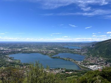 Hiking Overlooking Lake Como, Discover Beauty from Above - Housity