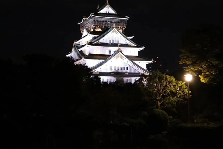 Osaka: Osaka Castle Haunted Night Walk
