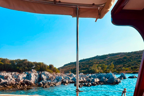Bodrum: Sunset Boat Cruise with Dinner & Castle Views