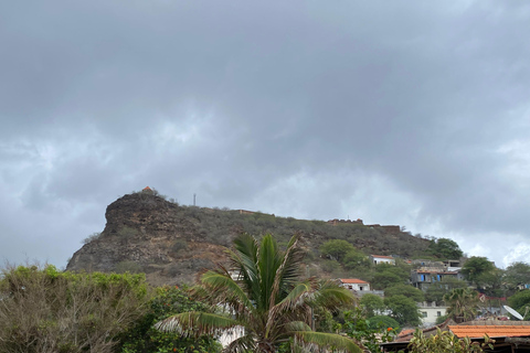 Recorre la Ciudad Vieja/Descubre la CIUDAD VIEJA