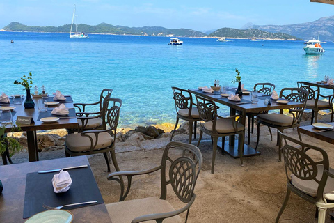 من دوبروفنيك: جولة بالقارب من دوبروفنيك: جولة على متن قارب &quot;هوب أون هوب أوف&quot; في جزر إيلافيتي