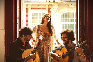 Porto: What is Fado? Commented Live Concert with Port Wine