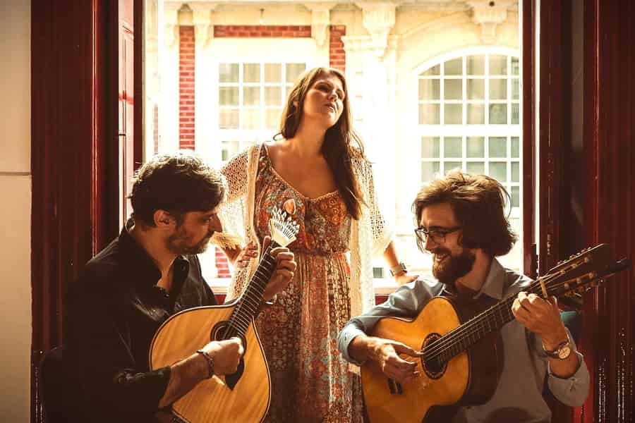 Porto: Live-Fado-Konzert mit einem Glas Tawny Portwein
