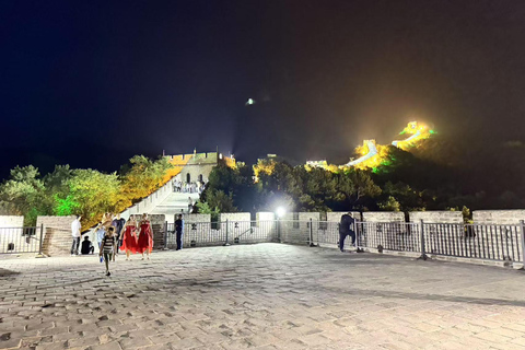 Beijing: Badaling Great Wall Ticket with Optional Cable Car Entrance Ticket+Round Trip Cable Car Ticket
