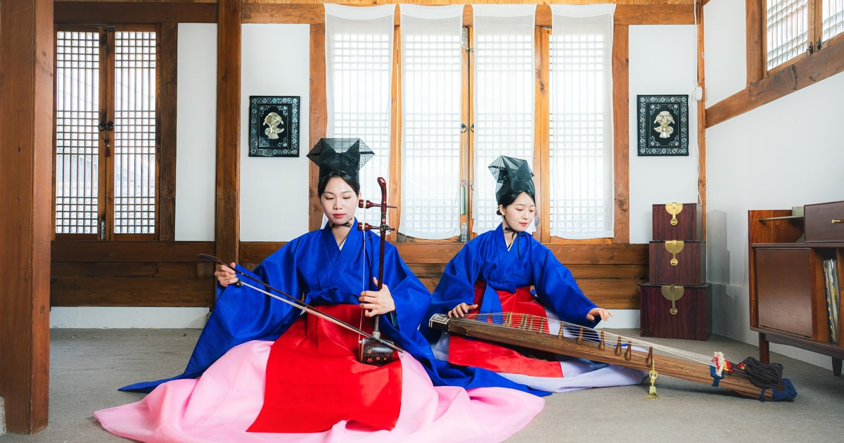 【レコード４枚】朝鮮歌謡選集 上・中・下 + 韓国の伝統音楽 レコード4枚】朝鮮歌謡選集 上・中・下 + 韓国の伝統音楽