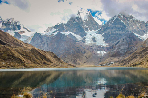 From Cusco: Humantay Lake Day Trip with Breakfast and Lunch