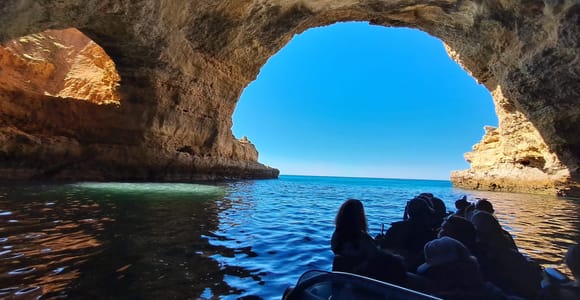 Portimão: Benagil Cave and Praia de Marinha Boat Tour