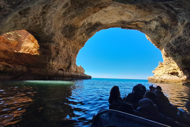 Portimão: Grotta di Benagil e tour in barca di Praia de Marinha