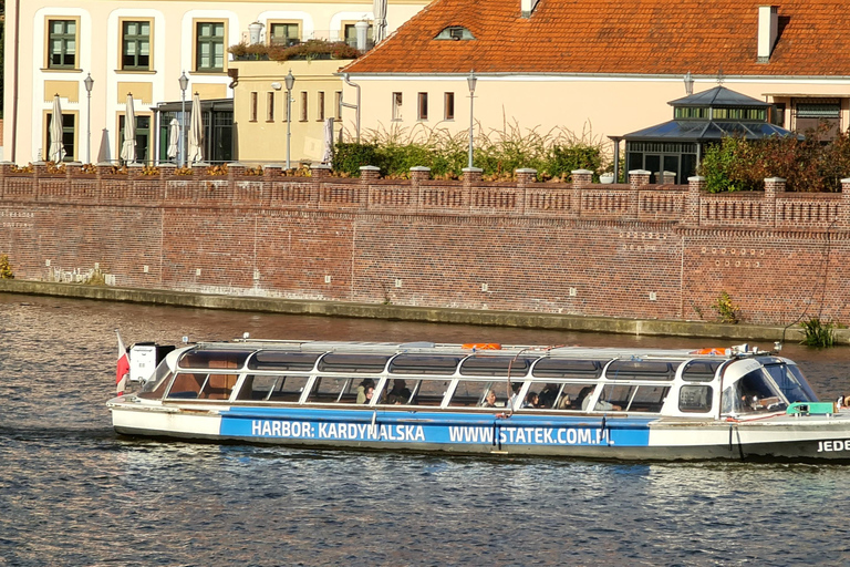 Wrocław: Boat Cruise with licensed guide only for your group Wrocław guided walking tour and closed boat cruise