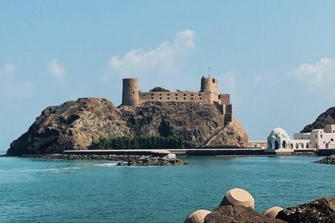 Oman:Muscat City Tour With Local guide and Pickup Drop-off