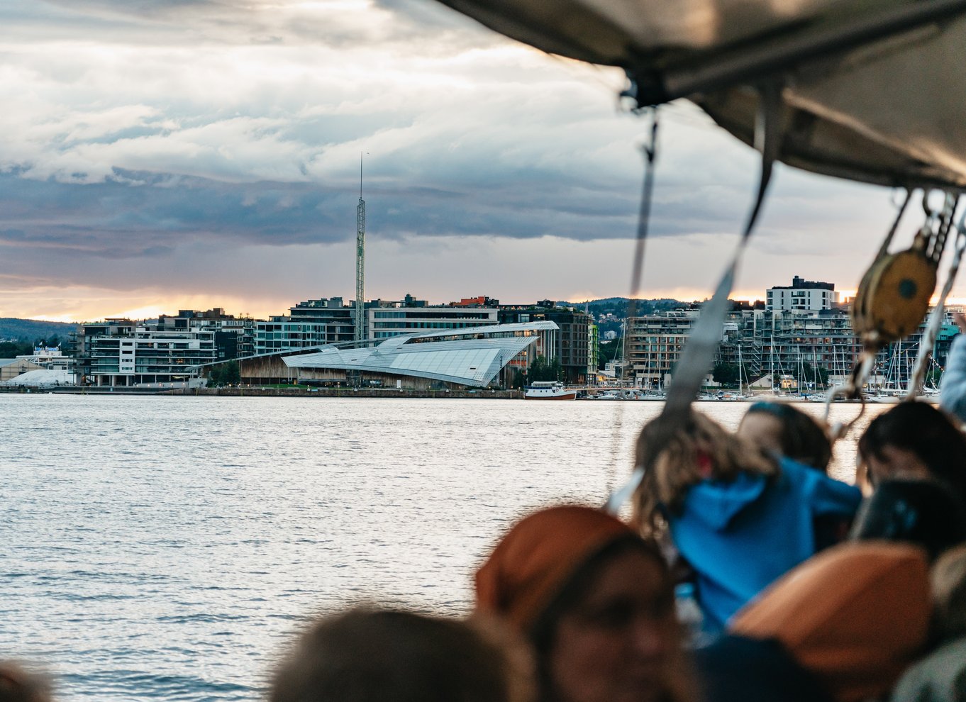 Oslo: Aftencruise i fjorden med rejebuffet