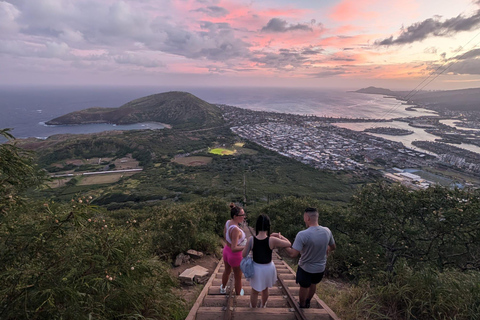 Oahu: Koko Crater Sunset Hike with Pickup