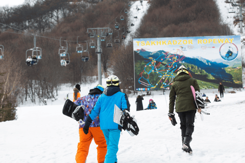 Tsaghkadzor &amp; Sevanmeer։ Winterdagtocht vanuit JerevanTsaghkadzor &amp; Sevanmeer: dagtrip in de winter vanuit Jerevan
