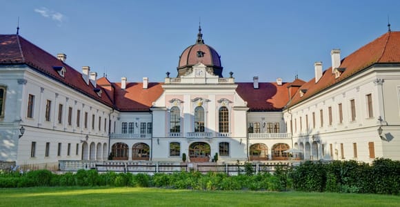 From Budapest: Queen Elizabeth's Gödöllő Palace Tour