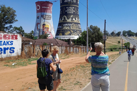 Excursão guiada de meio dia por Joanesburgo e Soweto