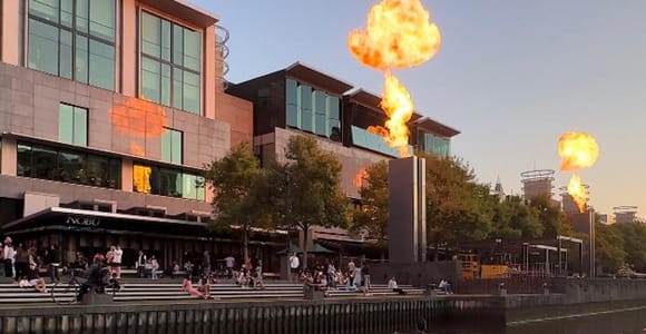 Melbourne: Tretboot-Tour auf dem Yarra River bei Dämmerung
