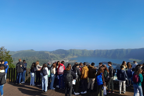 Ponta Delgada: Wycieczka brzegowa Sete Cidades i wulkan FurnasWycieczka brzegowa: wycieczka na wyspę São Miguel