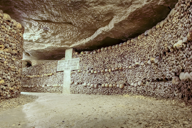 Paris: Catacombs Restricted Access Tour