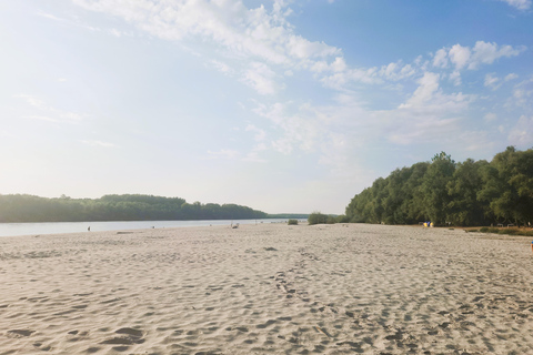 Belgrade: PRIVATE Luxury Boat Cruise on 2 Rivers 2 HOURS Private luxury boat day cruise + FREE DRINKS