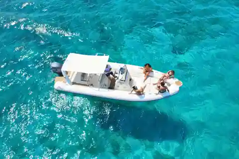 From Trapani: Egadi Islands Tour by RIB to Favignana and Levanzo with Lunch