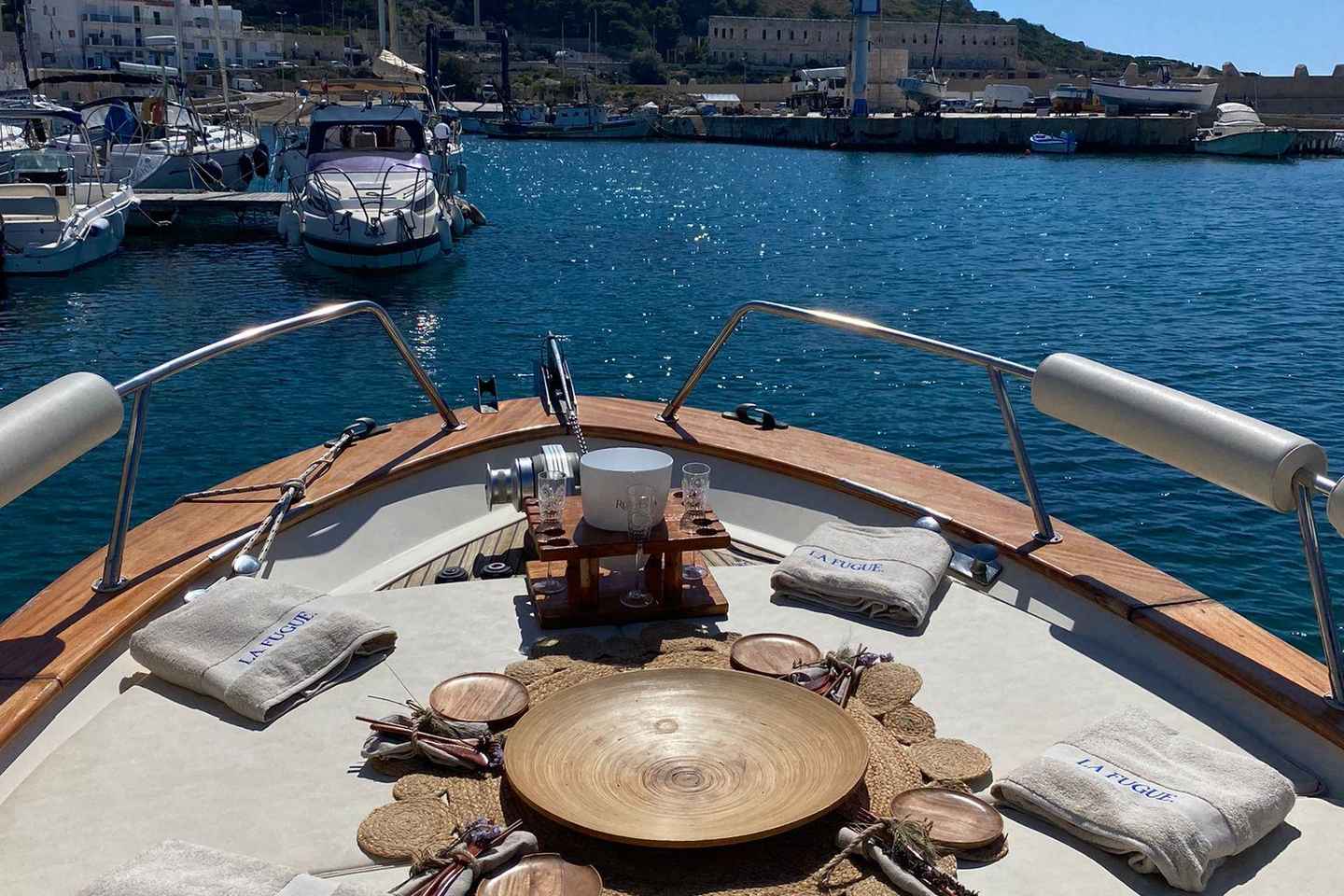 Santa Maria di Leuca : Tour in barca ,grotte e snorkeling