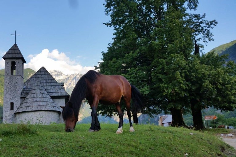 Da Tirana/Shkoder: Escursione di 2 giorni nel Parco Nazionale di Theth