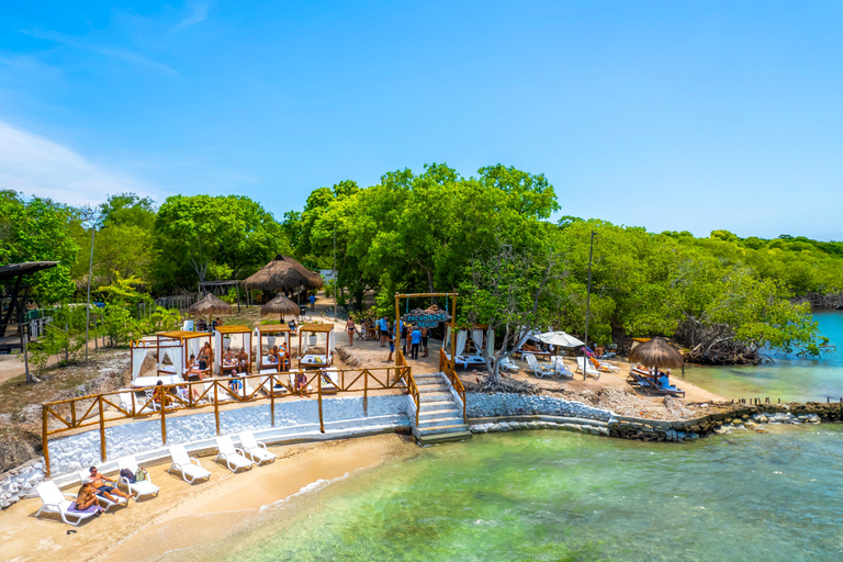 Au départ de Carthagène : 4 îles des Caraïbes, plages paradisiaques, buffets et fêtes.