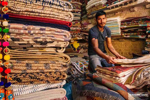 I mercati di Delhi: un'esperienza di shopping culturale con un espertoTour culturale con shopping e degustazione di street food