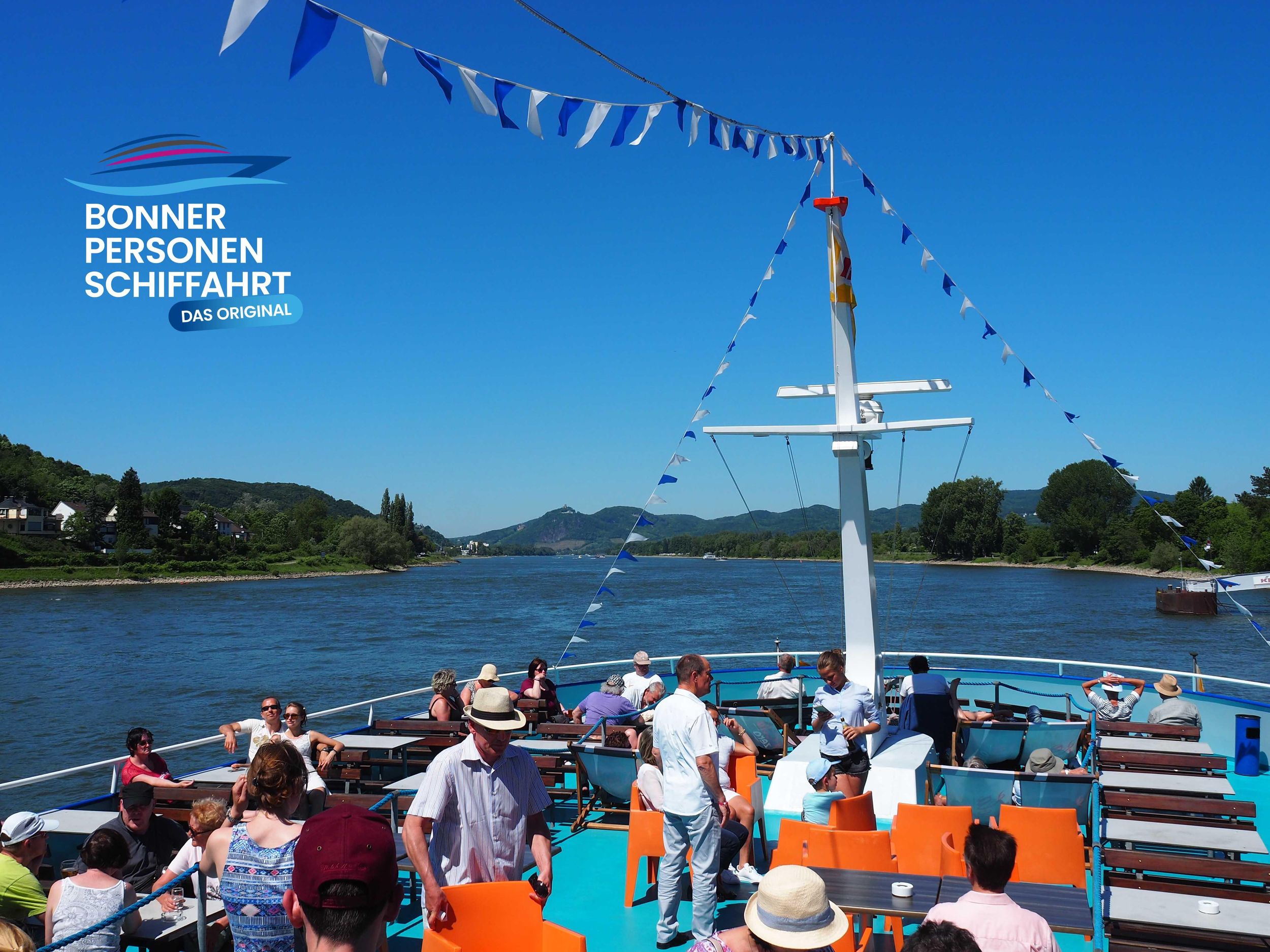 Von Bonn aus: Rhein nach Linz Sightseeing Bootstour