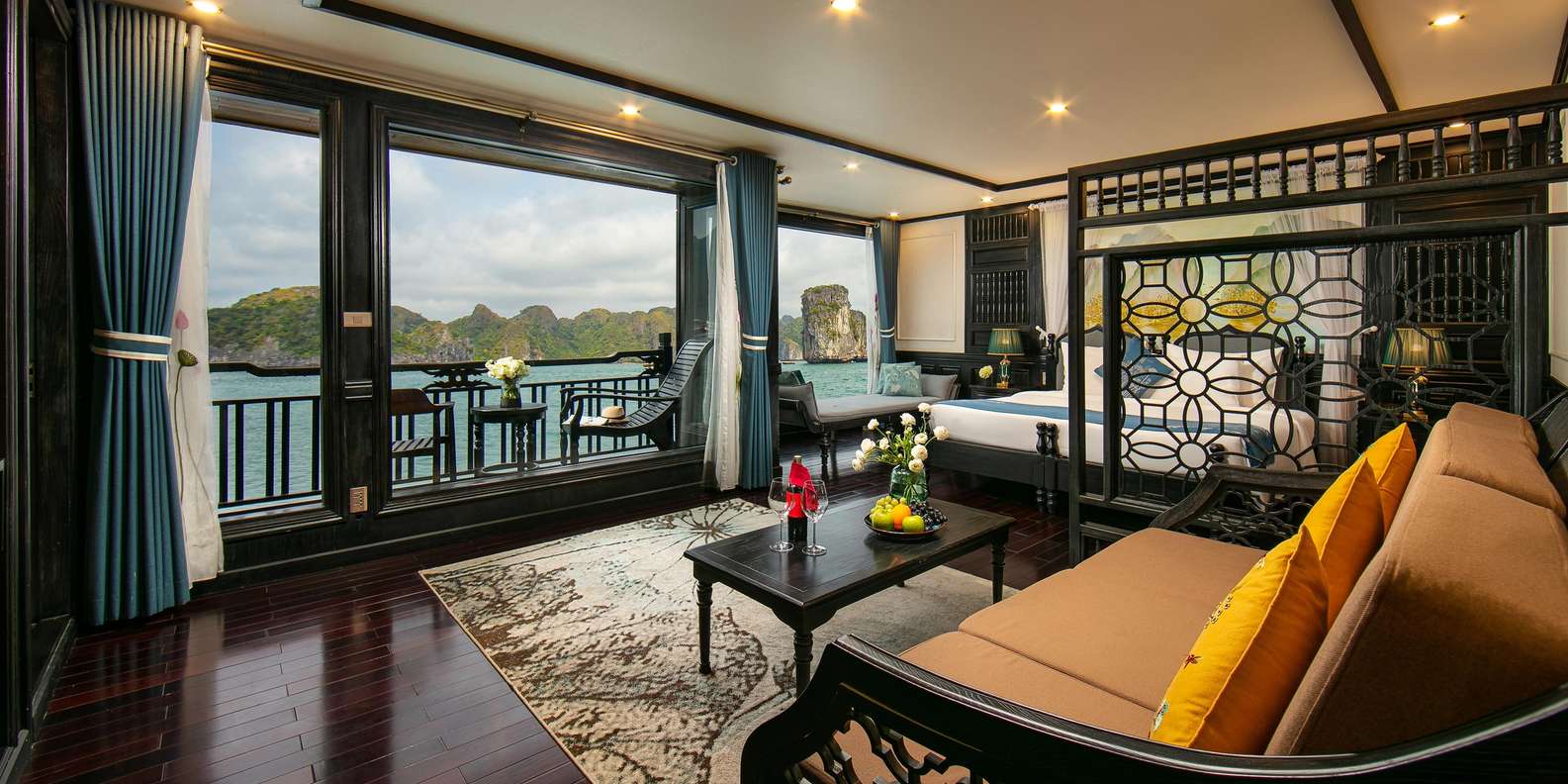 Halong Bay cruise — photo 44