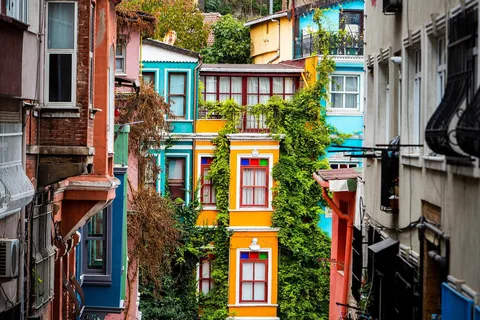 Istanbul: Colorful Fener & Balat Walking Tour w/Expert Guide