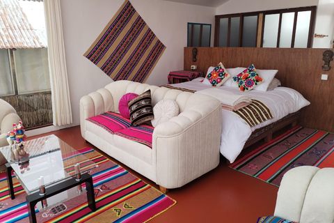 Lake Titicaca Lodge Hotel + Full Day Uros and Taquile Excursion Hotel Lodge Lake Titicaca + Full Day Excursion to Uros and Taquile