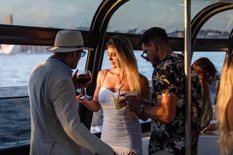 Lisbon – Sangria Social Premium Boat Experience Lisbon: Sangria Vibe Premium Boat Experience