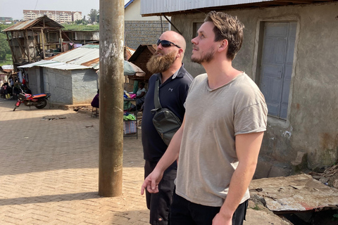 Nairobi: tour a piedi guidato della baraccopoli di Kibera