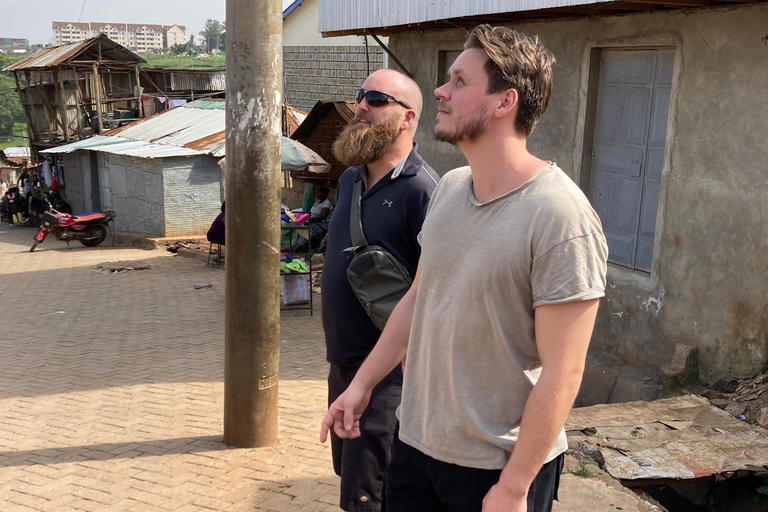 Nairobi: tour a piedi guidato della baraccopoli di Kibera