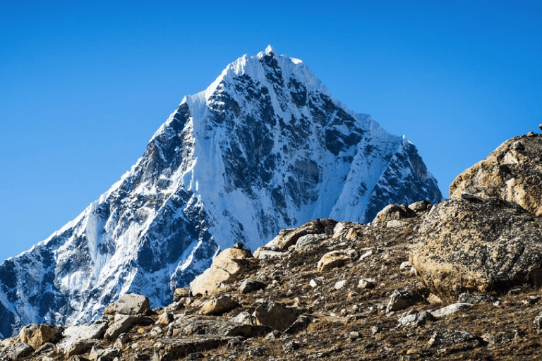 Mt. Cholatse Expedition 2025/2026