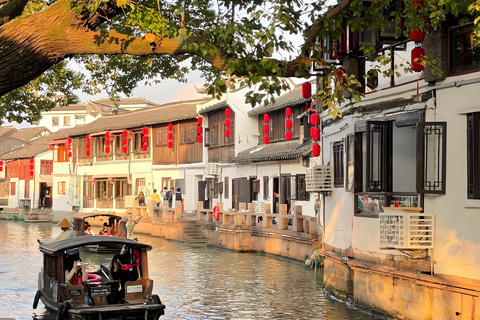 Shanghai: Film Park and Zhujiajiao Water Town Tour