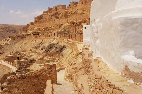 Avresa från Djerba: Safari i Sahara - Berberbyar och gyllene sanddyner