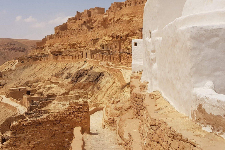 Avresa från Djerba: Safari i Sahara - Berberbyar och gyllene sanddyner