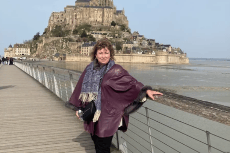 Private Guided 1 day Tour Paris- Étretat & Mont-Saint-Michel