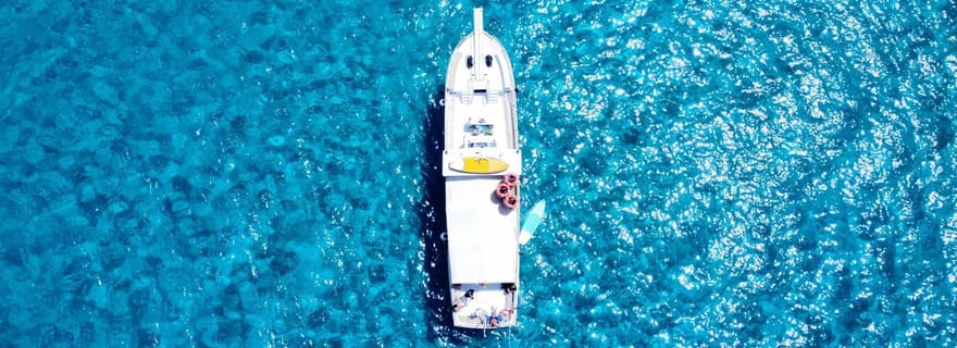 San Antonio : Excursion familiale en bateau vers l'île de Conillera