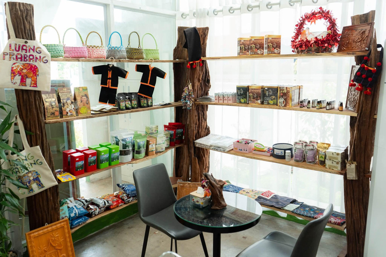 Buddha Park: Guided Tour and Lao Coffee Tasting Experience