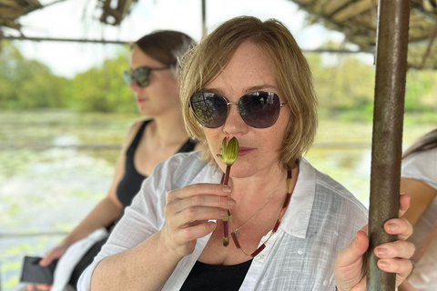 Kandy: Sigiriya, Dambulla och en dagsutflykt på bysafariKandy: Sigiriya, Dambulla, and Village Safari Day Trip