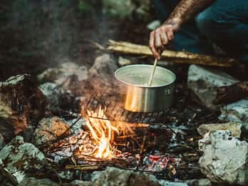 Chamonix : Randonnée au coucher du soleil et fondue au fromage en milieu alpin