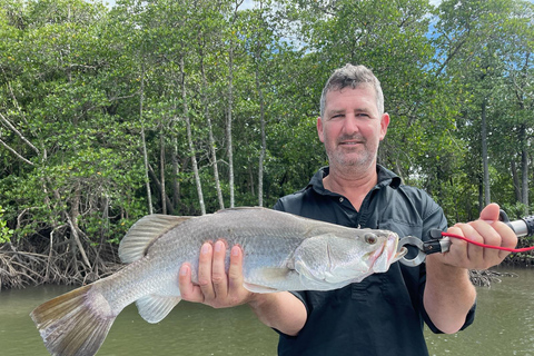 凯恩斯：清晨河口钓鱼包船服务凯恩斯：清晨河口钓鱼包船游 - *私人包船*