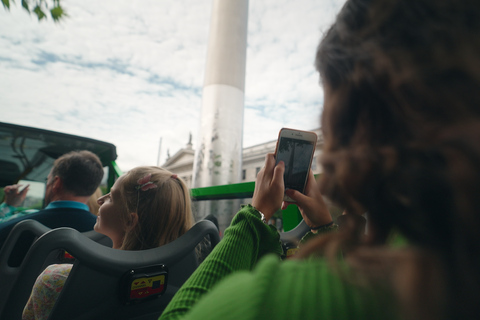 دبلن: جولة هوب أون هوب أوف مع تعليق ألماني مباشردبلن: جولة حافلة ألمانية مباشرة - ٢٤ ساعة